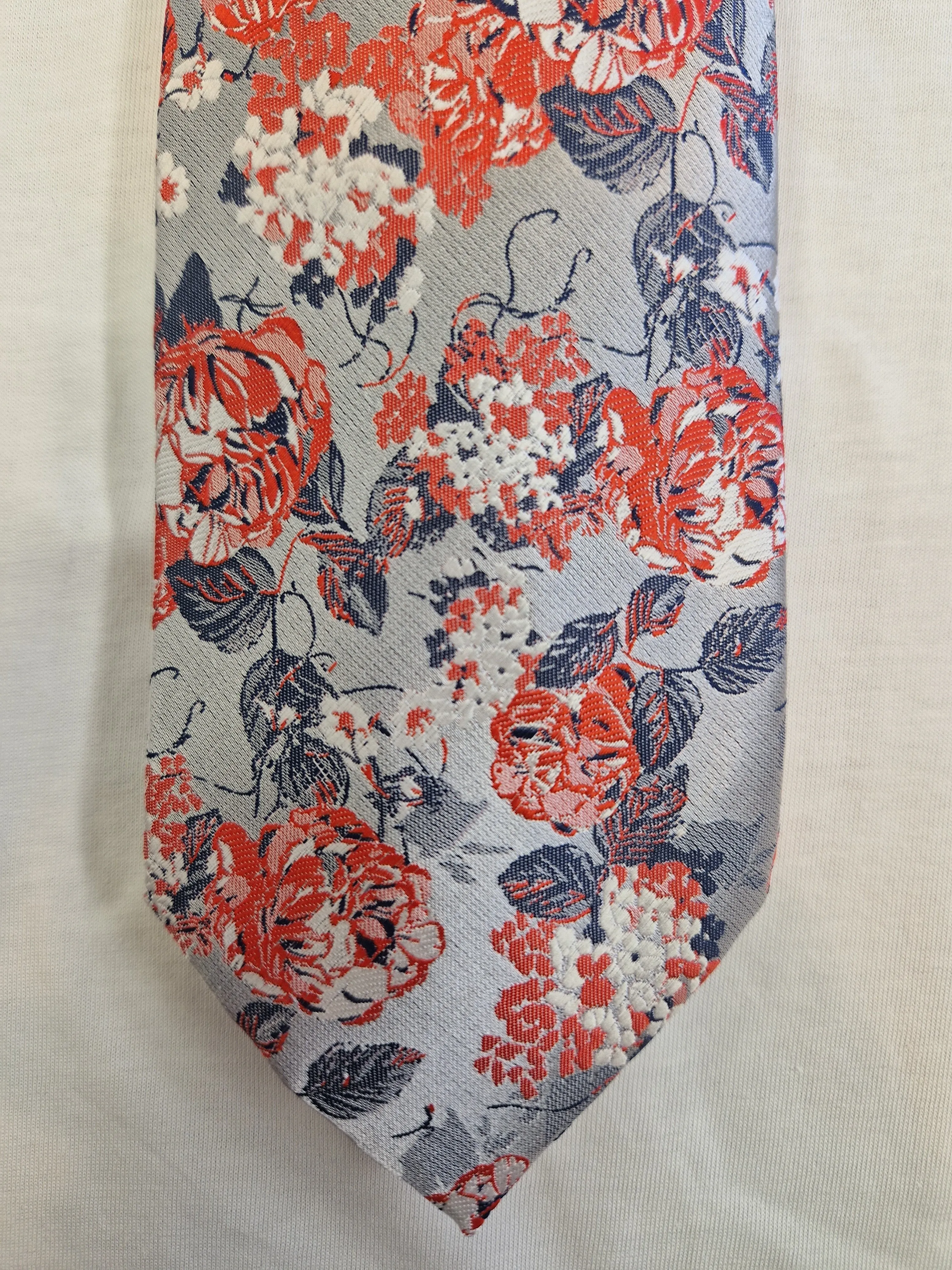 Hunter & Oak X-Long Silver & Red Floral Silver