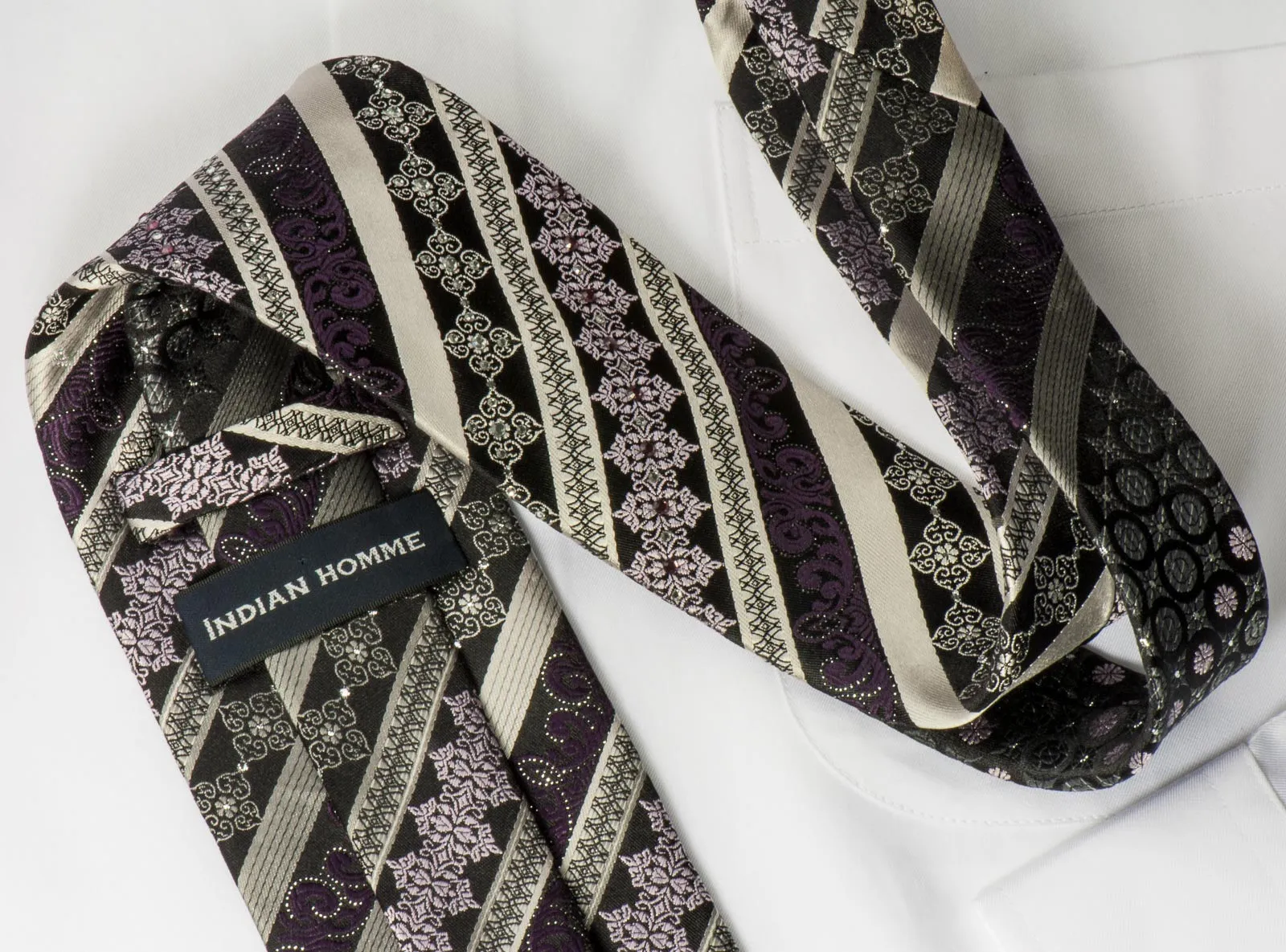 Indian Homme Rhinestone Tie Silver Striped On Black Silk With Fleur De Lis Motif & Sparkles