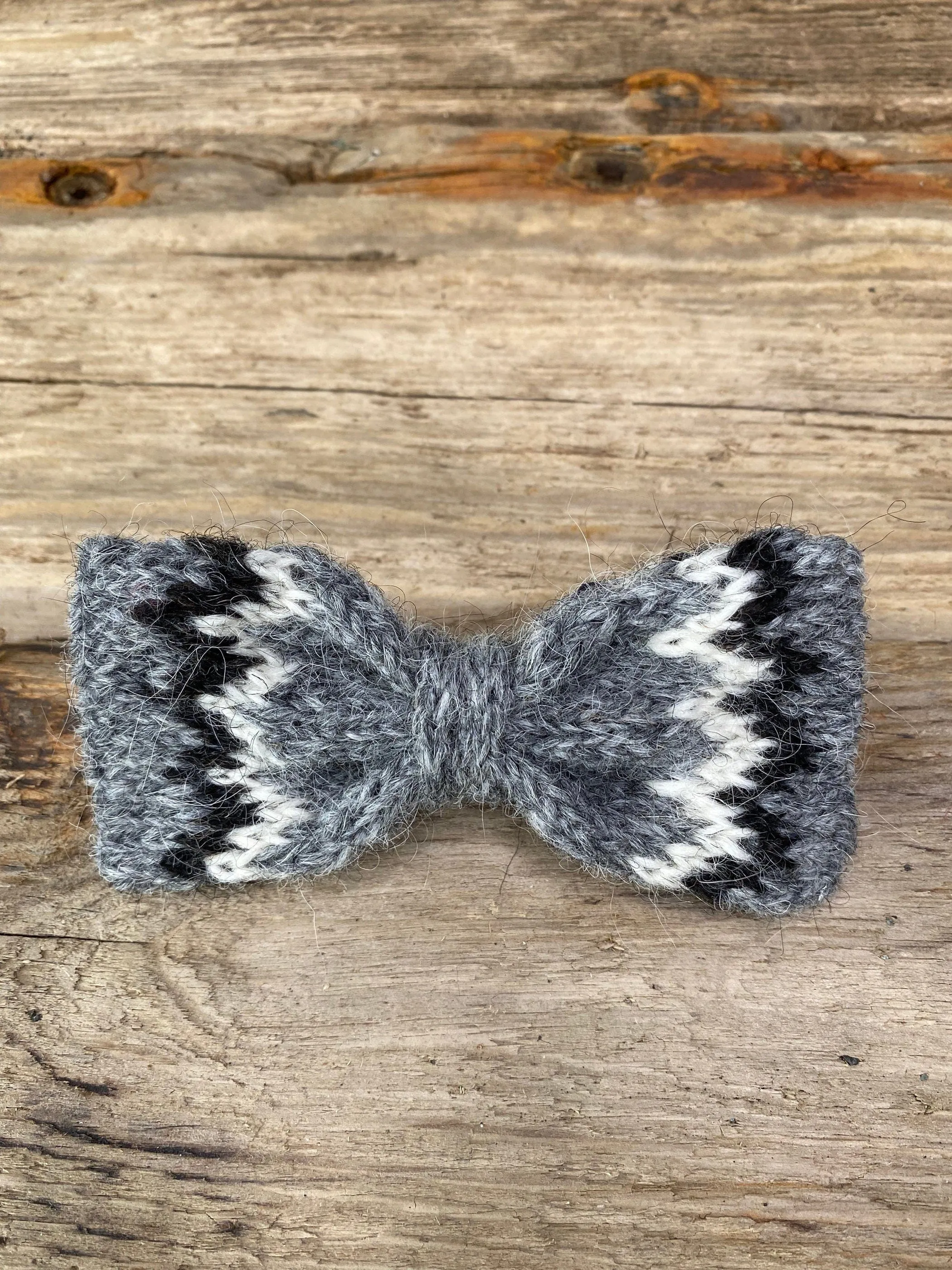 Knitted Wool Bow Tie - Grey
