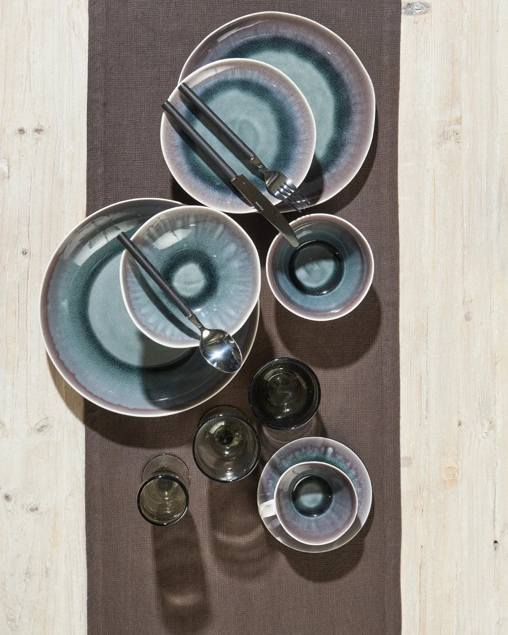 Nature Contemporary 24 Piece Cutlery Set