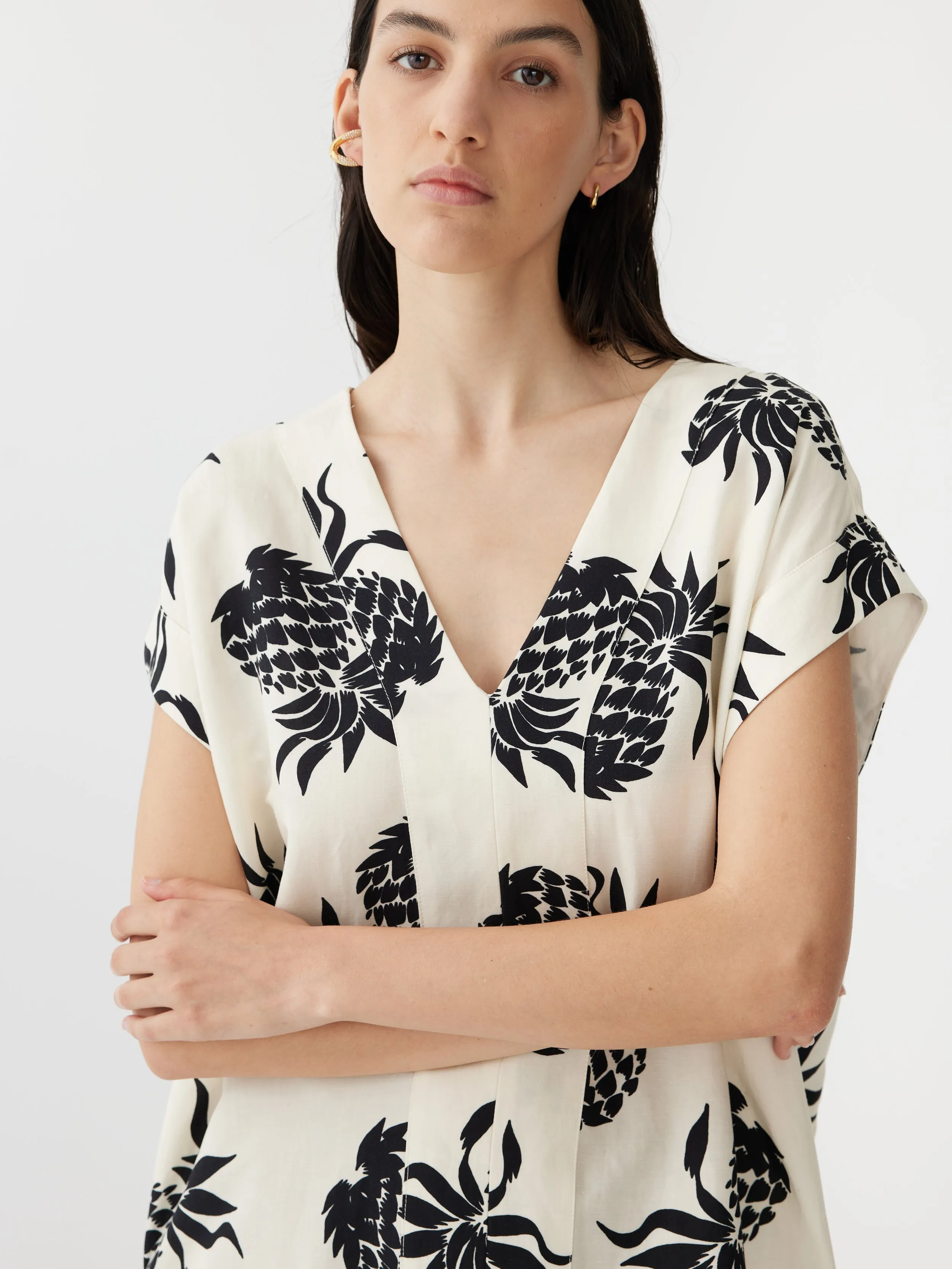 pineapple print v neck dress