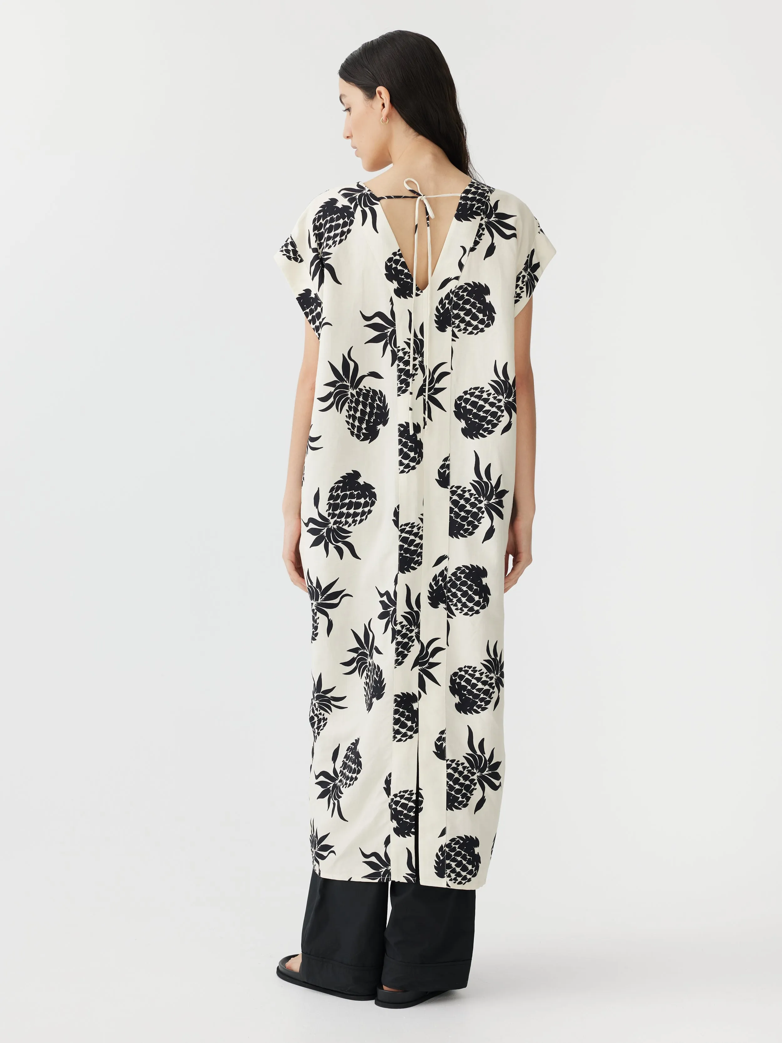 pineapple print v neck dress