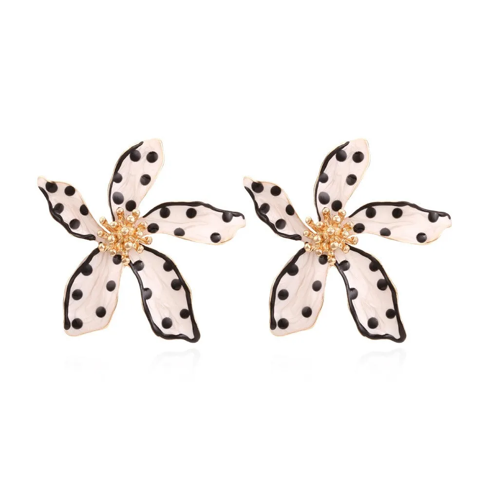 Pre Order:  Dotted Flower Earrings