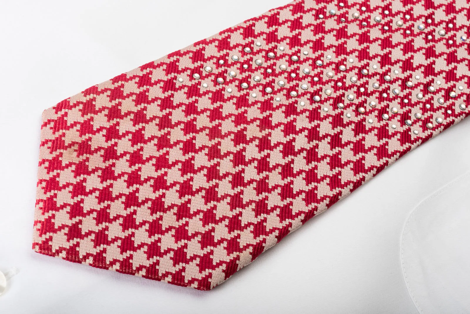 Rogers Dail Men's Silk Necktie Red Silver Hounds Tooth With Rhinestones